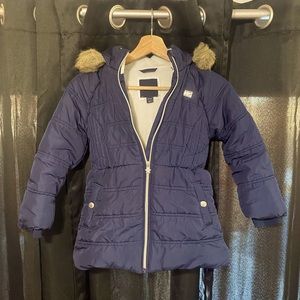 Girls Tommy Hilfiger Coat Navy Blue
Faux Fur Hood XS 5/6